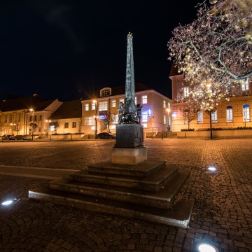 Der Obelisk Via Lucis